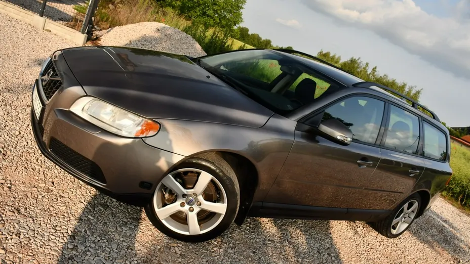 VOLVO V70 -