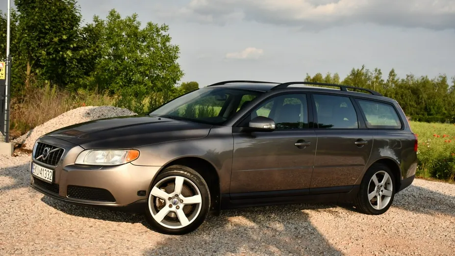 VOLVO V70 -