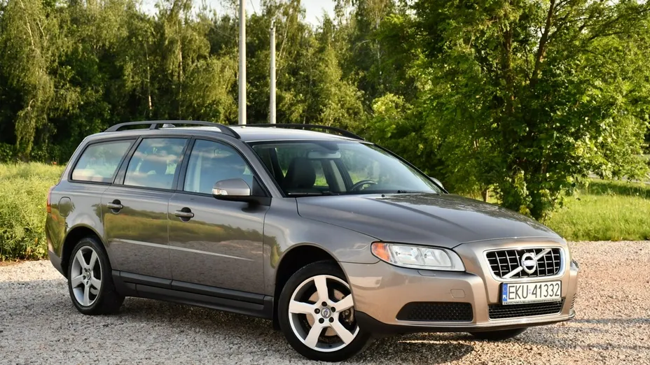 VOLVO V70 -