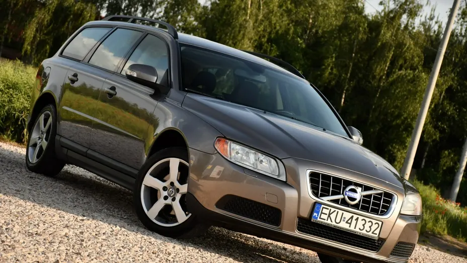 VOLVO V70 -