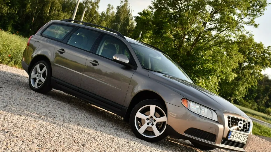 VOLVO V70 -