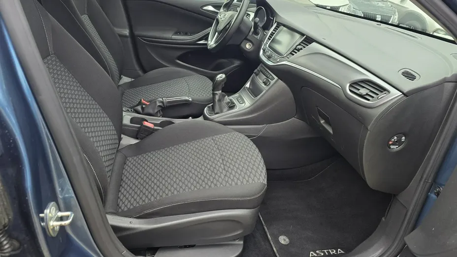 OPEL Astra -