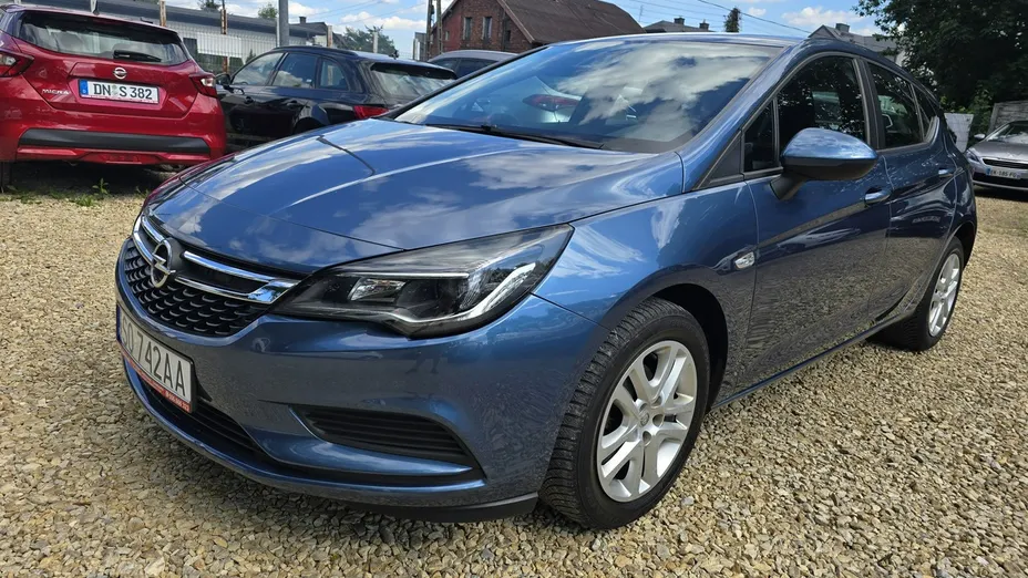 OPEL Astra -