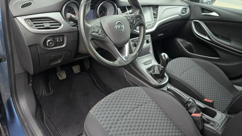 OPEL Astra -