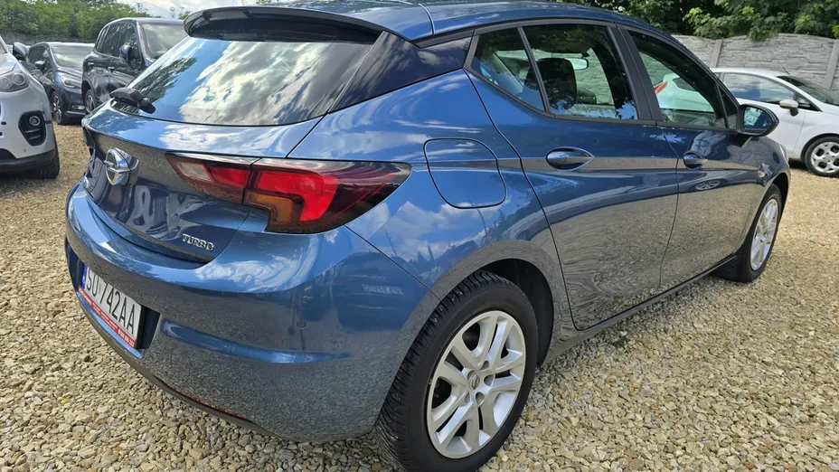 OPEL Astra -