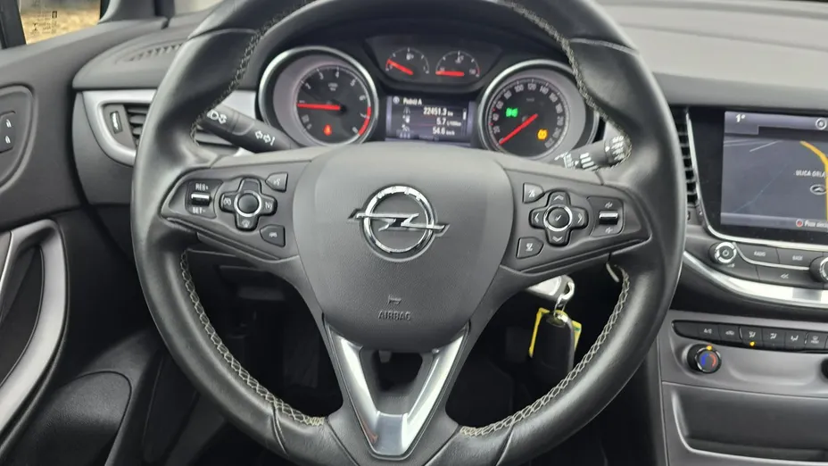 OPEL Astra -