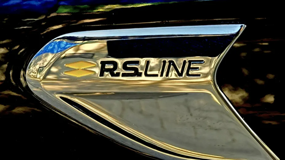 RENAULT Clio -