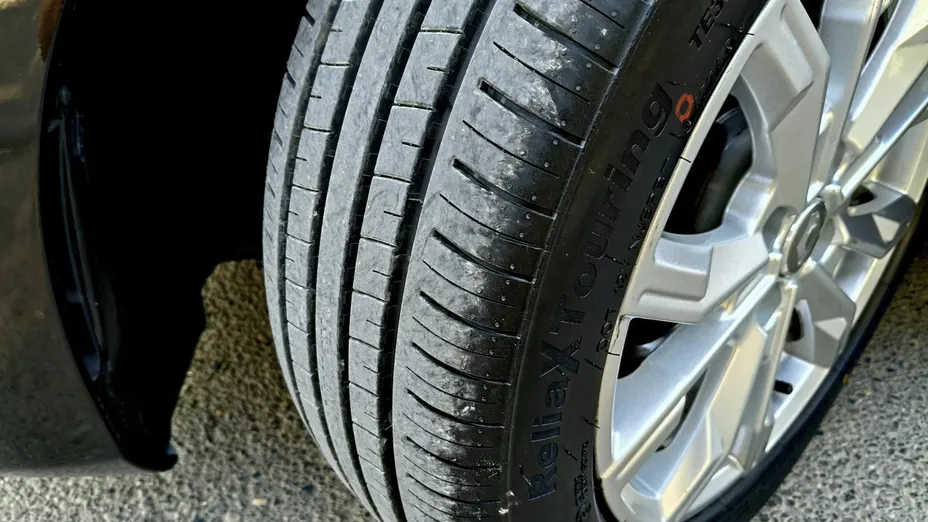 RENAULT Clio -