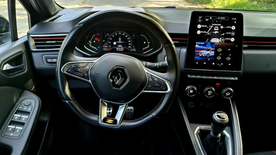 RENAULT Clio -