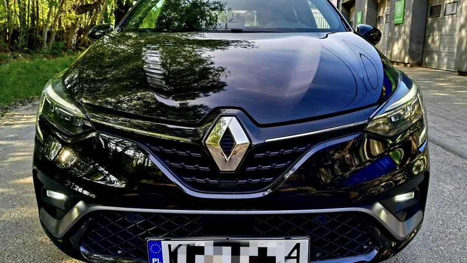 RENAULT Clio -