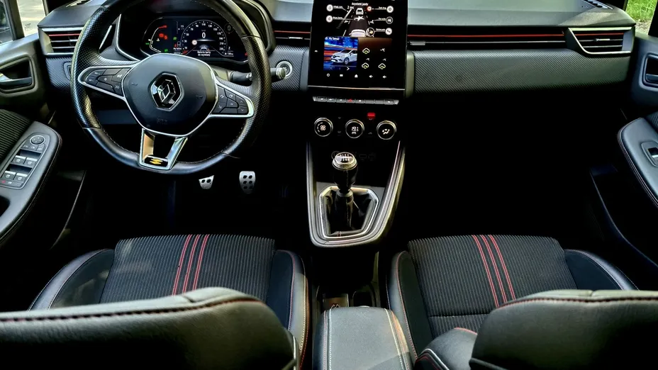 RENAULT Clio -