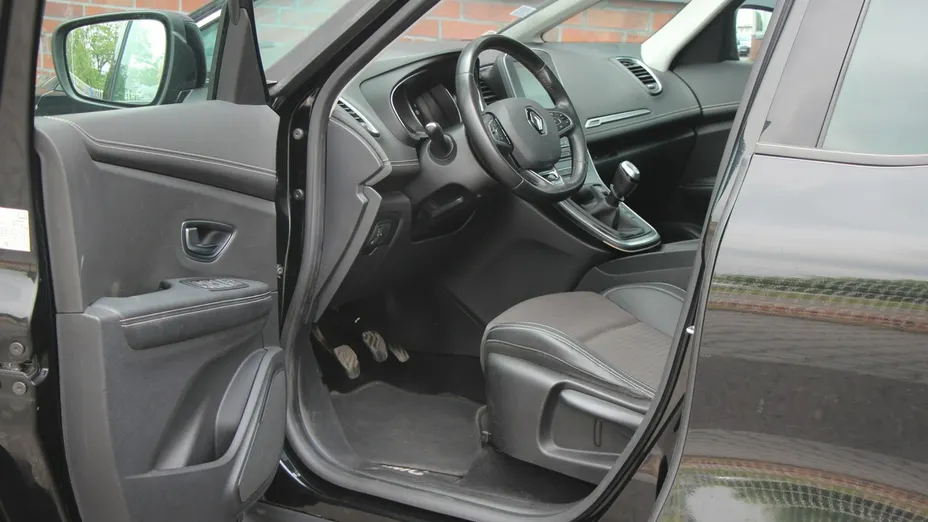 RENAULT Grand Scenic -