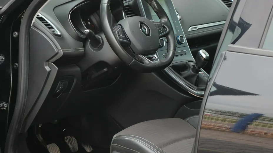 RENAULT Grand Scenic -