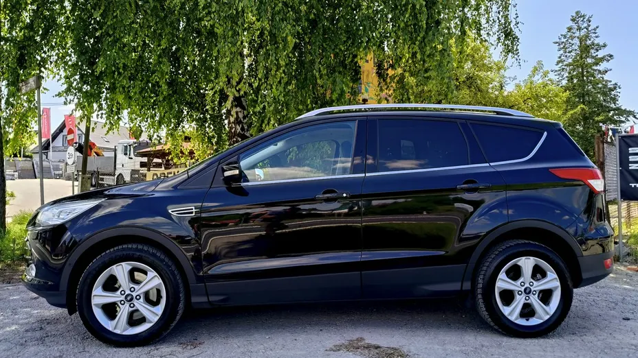 FORD Kuga -