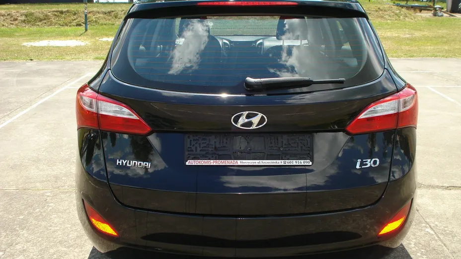 HYUNDAI i30 -