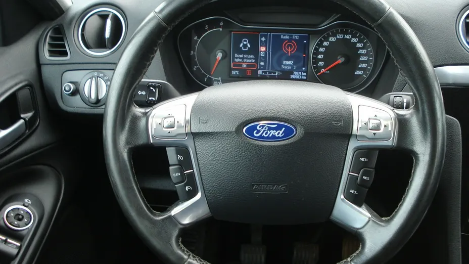 FORD S-MAX -