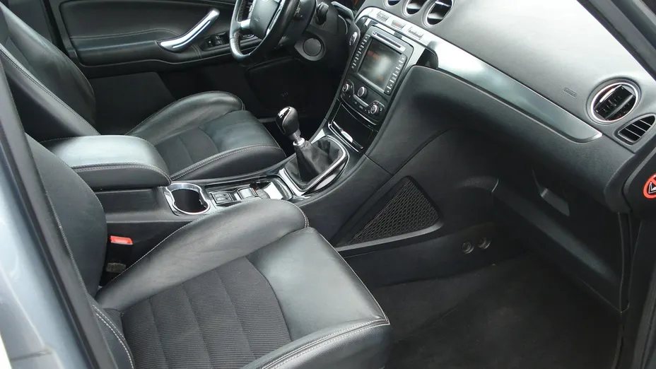FORD S-MAX -