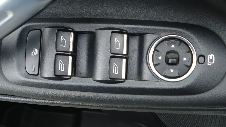 FORD S-MAX -