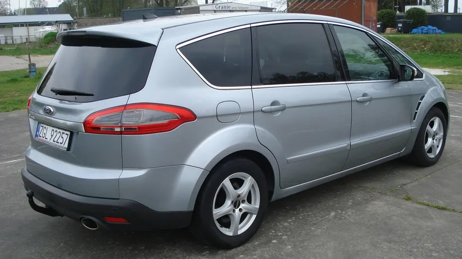 FORD S-MAX -