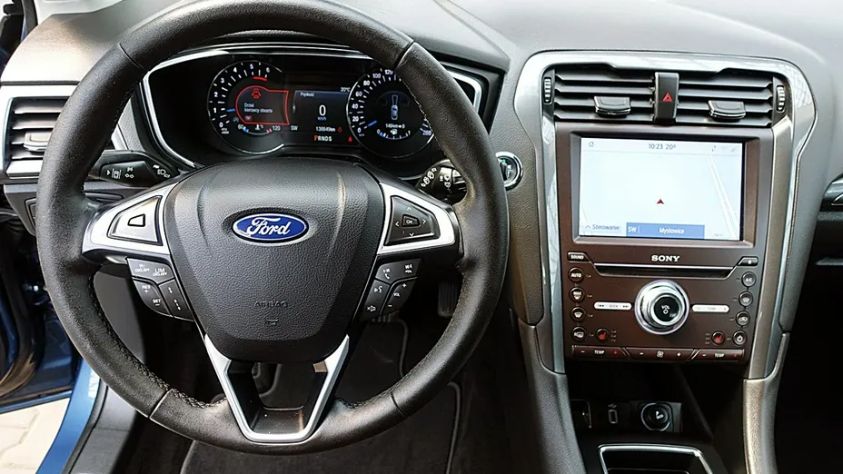 FORD Mondeo -