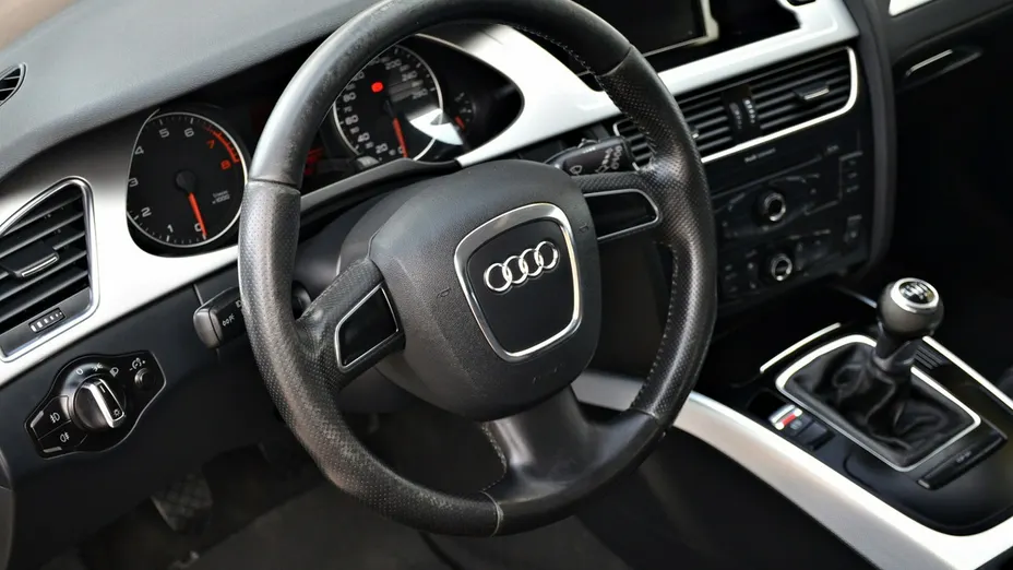 AUDI A4 Avant -