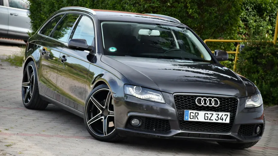 AUDI A4 Avant -