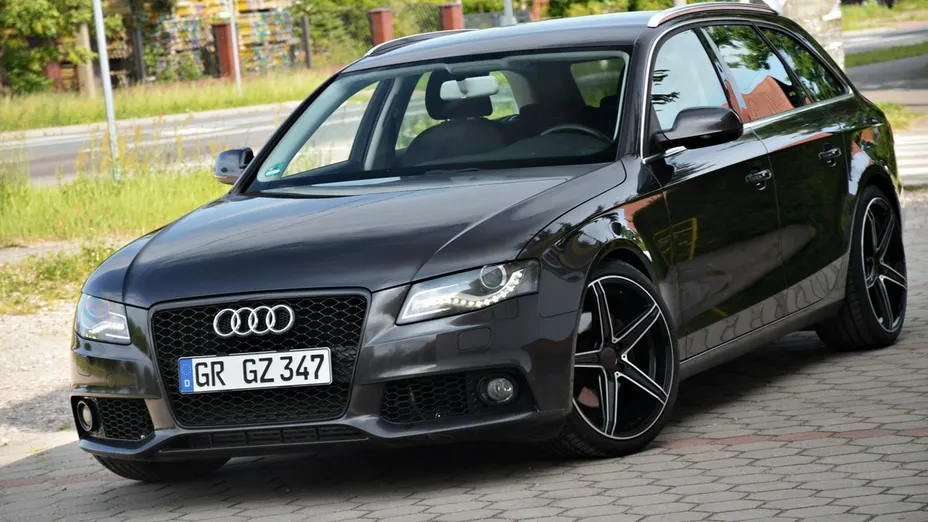 AUDI A4 Avant -