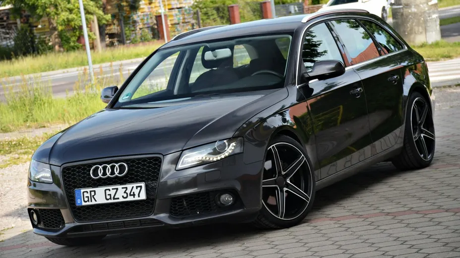 AUDI A4 Avant -