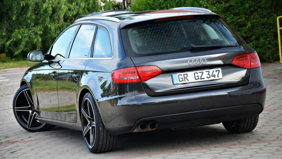 AUDI A4 Avant -