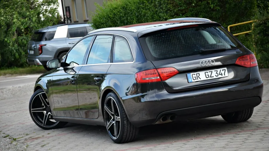 AUDI A4 Avant -