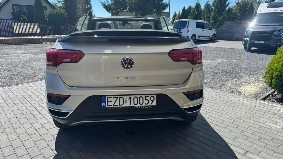 VOLKSWAGEN T-ROC -