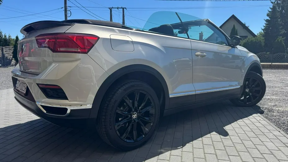 VOLKSWAGEN T-ROC -
