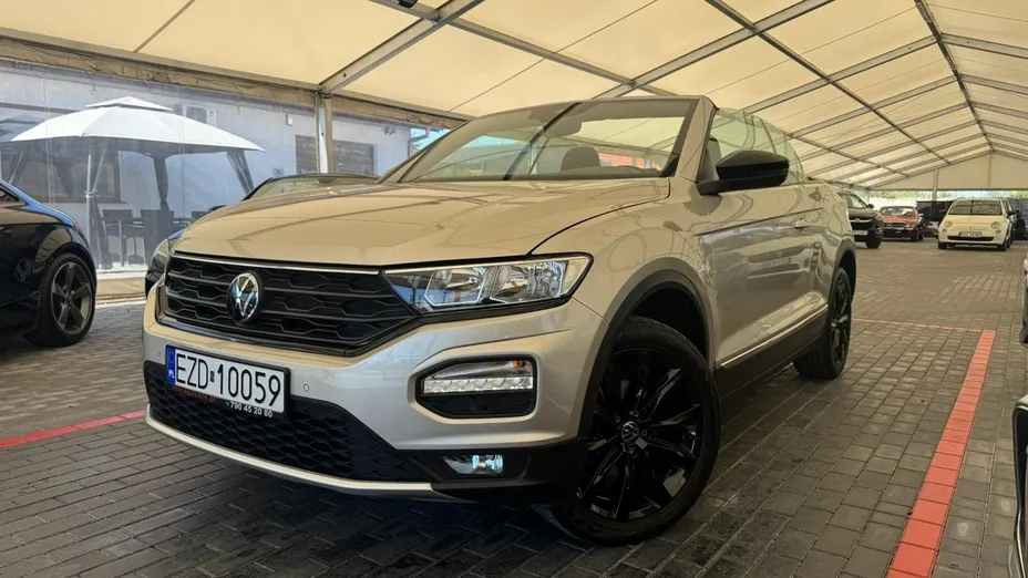 VOLKSWAGEN T-ROC -