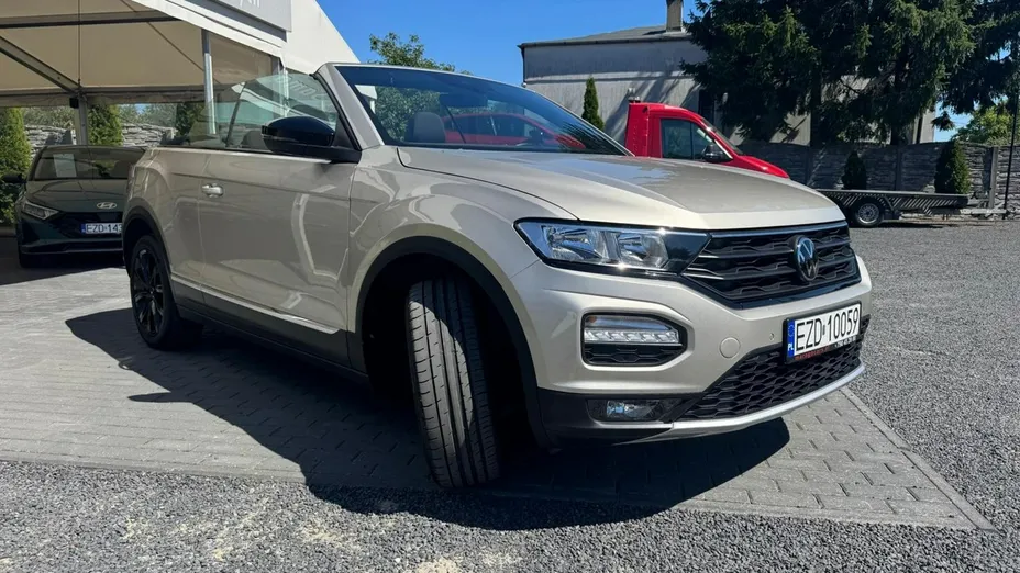 VOLKSWAGEN T-ROC -