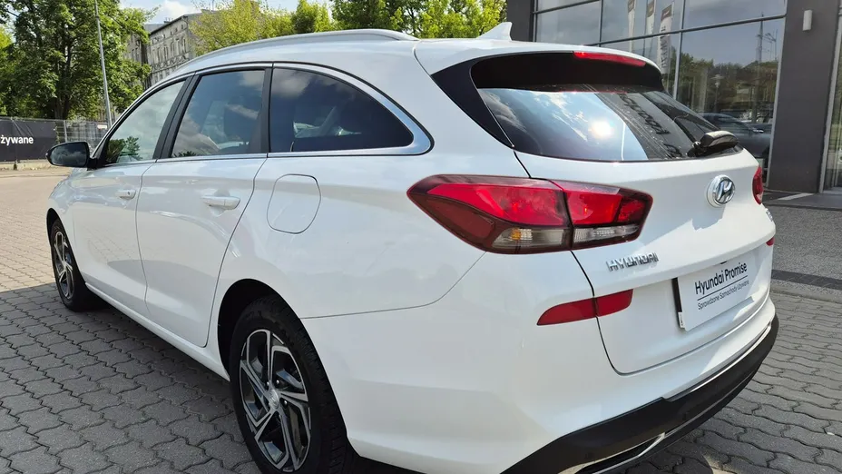 HYUNDAI i30 -