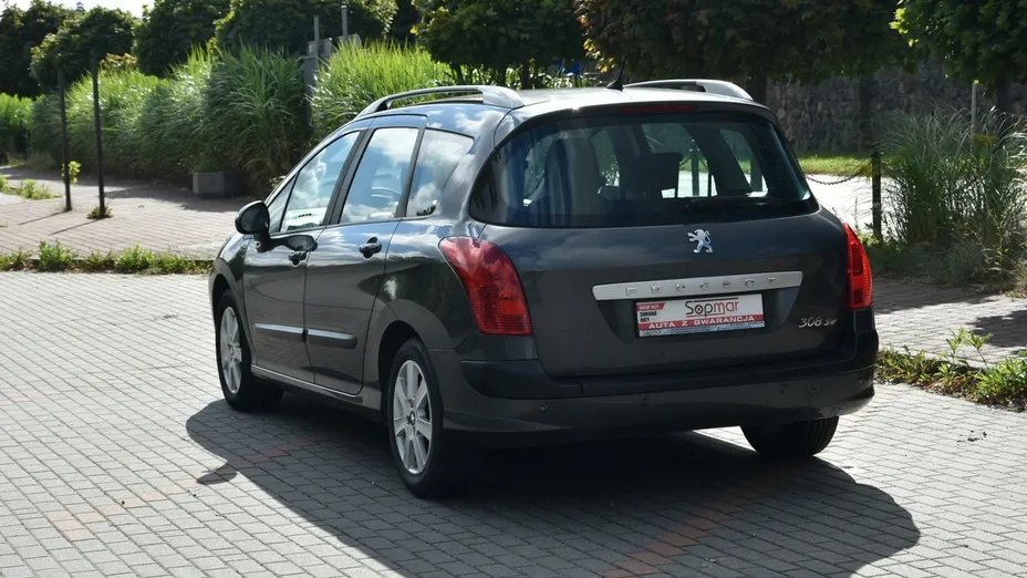 PEUGEOT 308 -