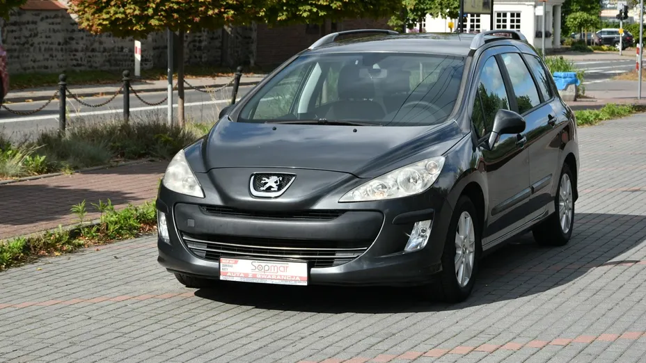 PEUGEOT 308 -
