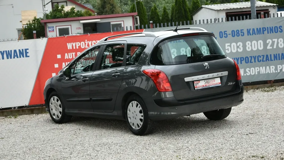 PEUGEOT 308 -