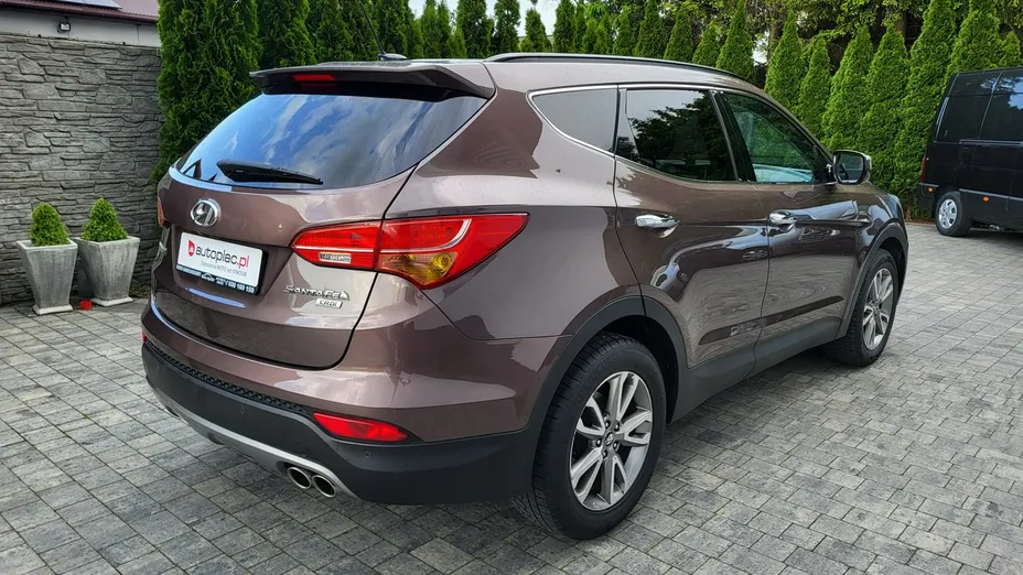 HYUNDAI Santa Fe -
