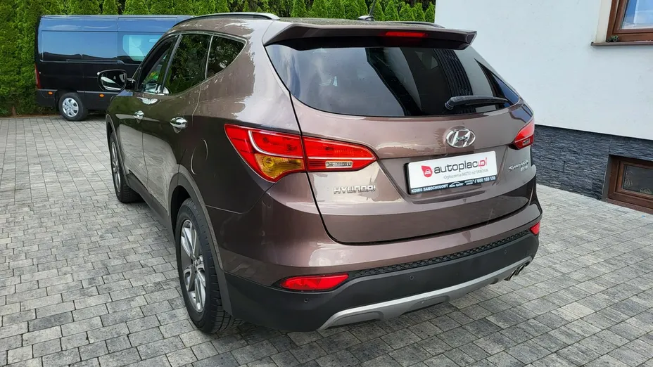 HYUNDAI Santa Fe -