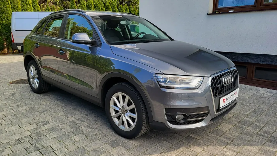AUDI Q3 -