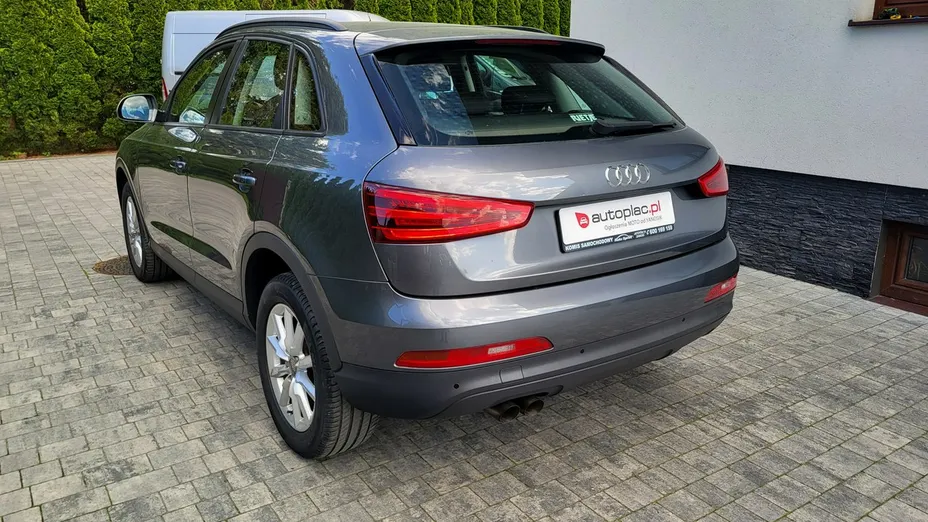 AUDI Q3 -