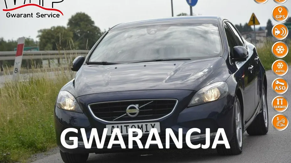 VOLVO V40 -
