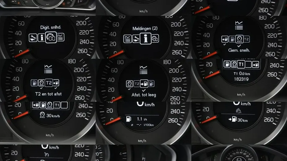 VOLVO V40 -