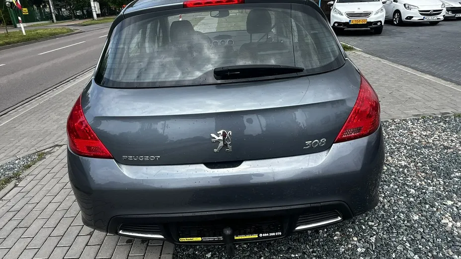 PEUGEOT 308 -