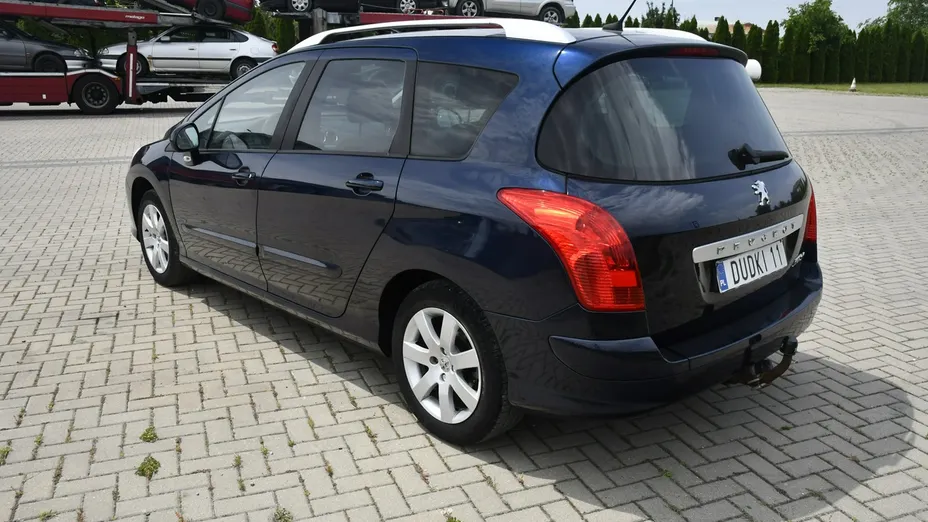 PEUGEOT 308 -