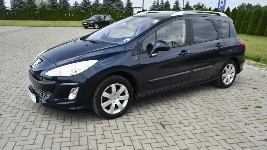 PEUGEOT 308 -