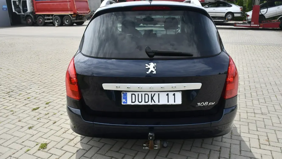 PEUGEOT 308 -