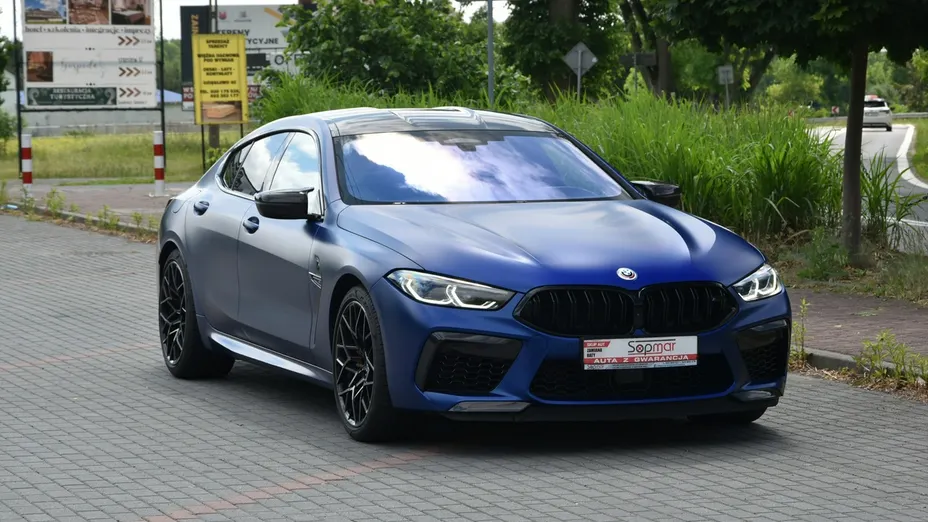 BMW M8 -