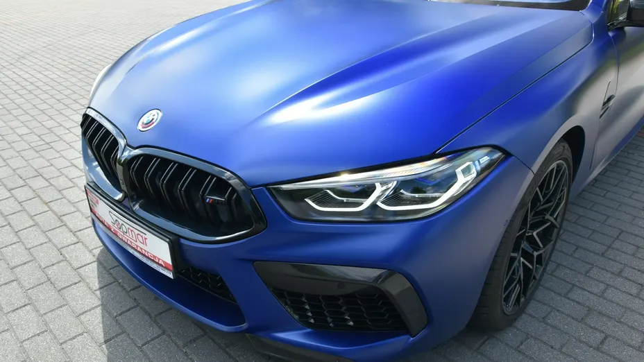 BMW M8 -